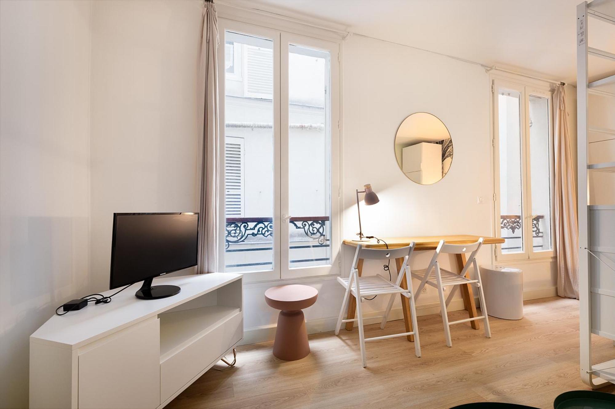 Home Sweet Home Sauffroy Batignolles Paris Exterior photo